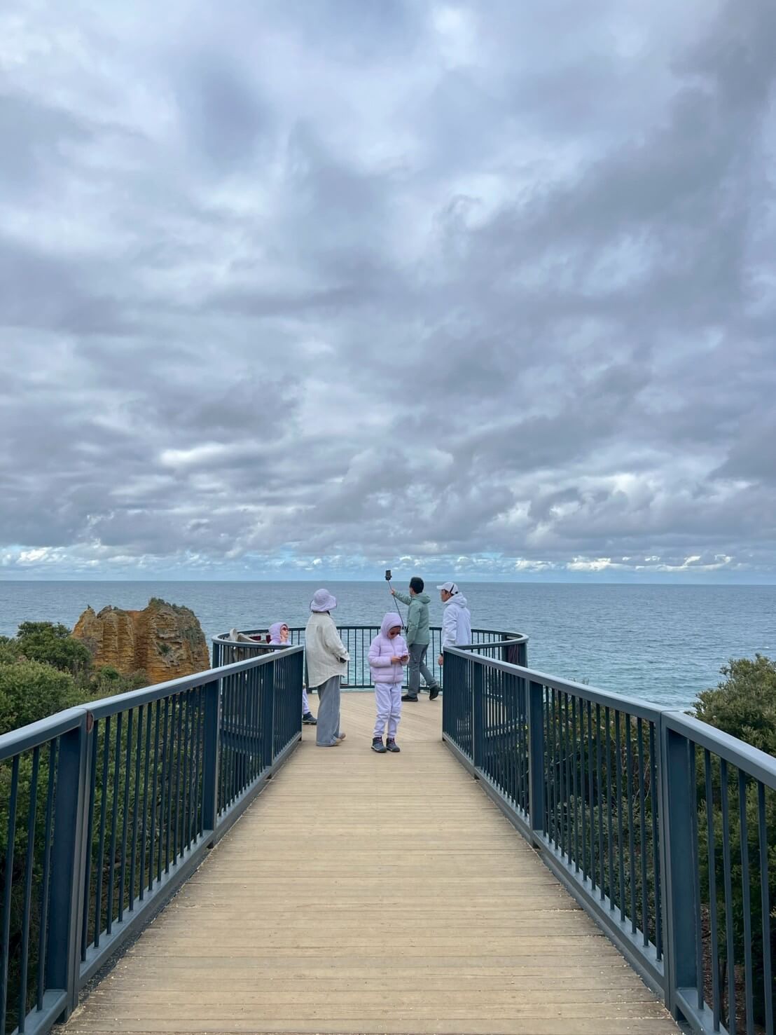 split point lighthouse ocean 1