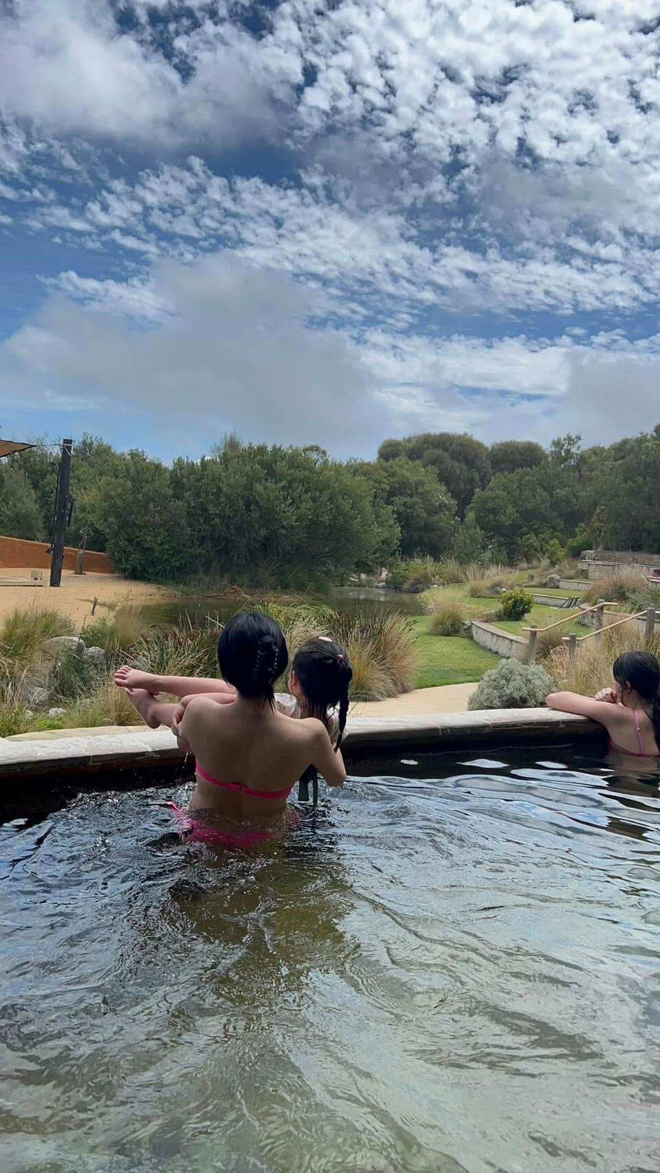 Mornington Hot Springs 1